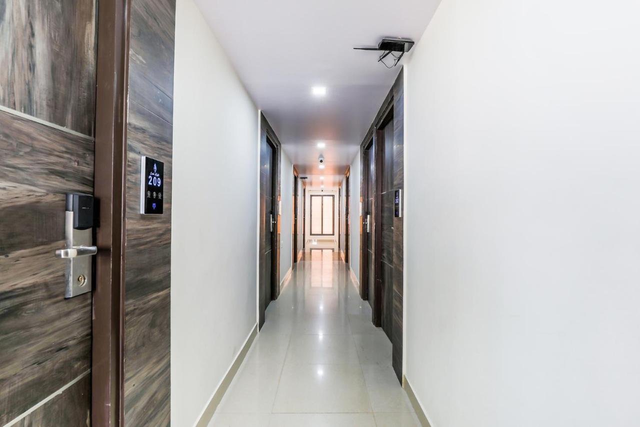 Fabhotel Crown Heights - Nr Koramangala Club Bengaluru Kültér fotó